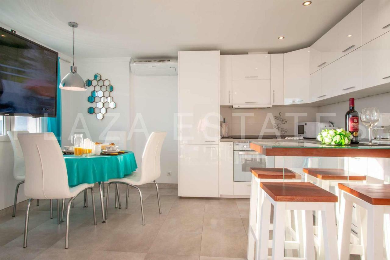 Spectacular Sea Views From Solana 5 Street, Apartment Nerja